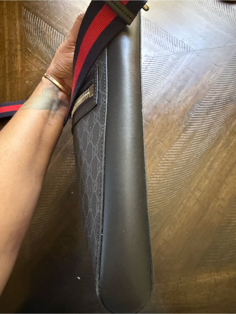 Gucci Gray GG Supreme Messenger Bag with Red-Blue Web Strap - Picture 4 of 10